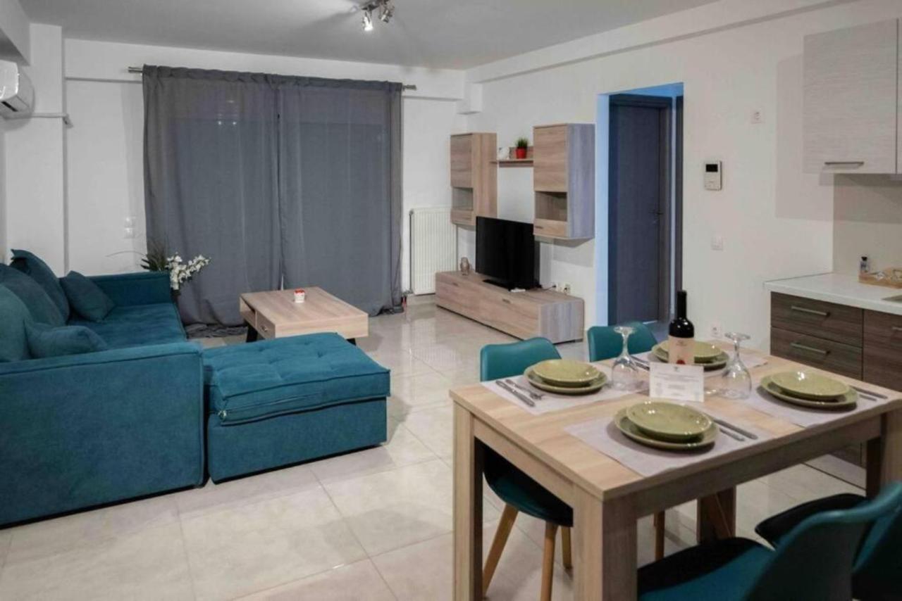 Modern Spacious Apartment Located In Piraeus Bagian luar foto